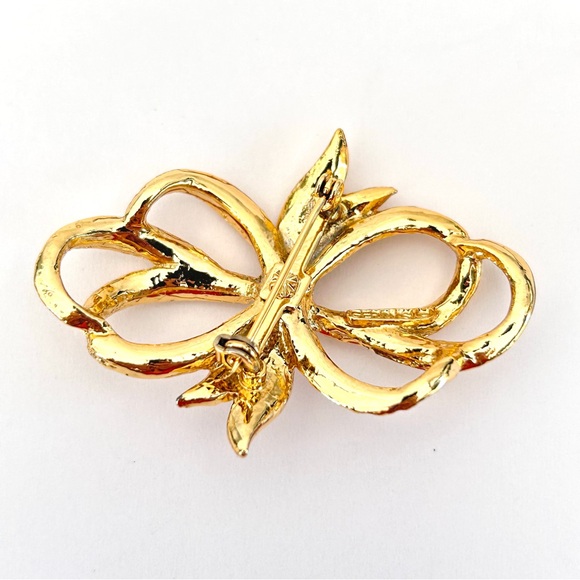 Gerry’s Signed Gold Tone Faux Pearl Vintage Brooch - Picture 7 of 8